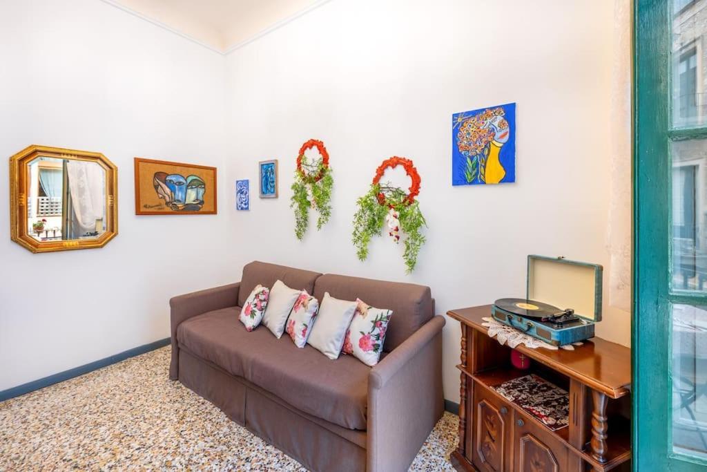 Casa Vacanze Taorminacentre Guest House Ngoại thất bức ảnh